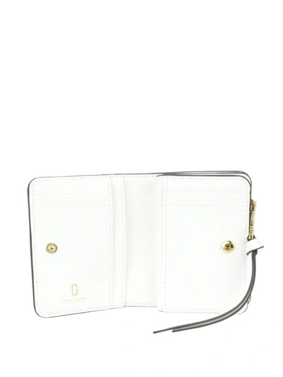 Shop Marc Jacobs Snapshot Mini Compact Zipped Wallet In Black