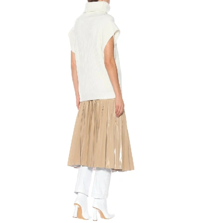 Shop Jacquemus La Maille Aube Cotton-blend Sweater In White
