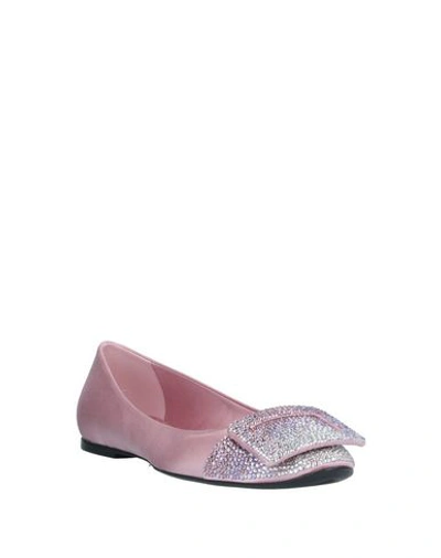Roger Vivier Ballet Flats In Light Pink