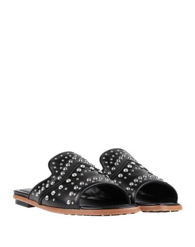 Tod's Sandals In Black