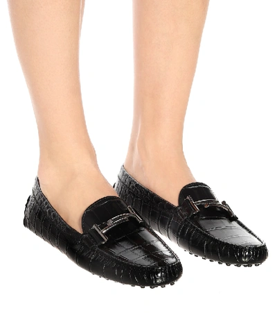 Shop Tod's Gommino Croc-effect Leather Loafers In Black