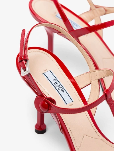 Shop Prada 90mm Sandalen Mit T-riemen In Red