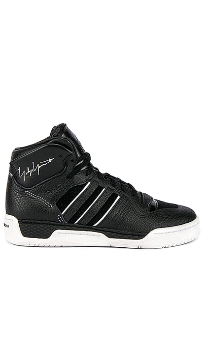 Shop Y-3 Hayworth Sneaker In Black