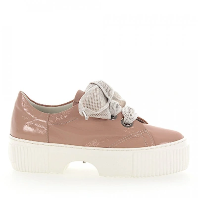 Shop Agl Attilio Giusti Leombruni Low-top Sneakers D925095 Patent Leather In Beige