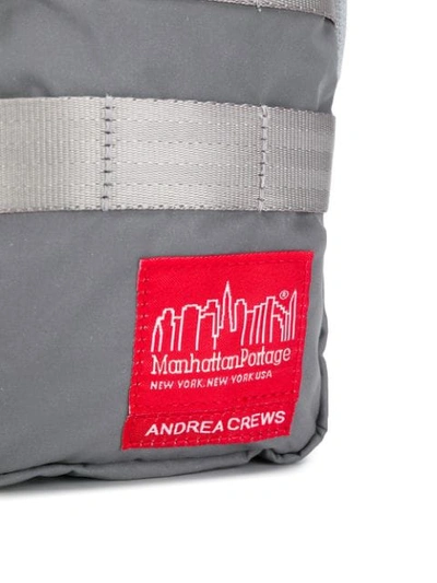 Shop Andrea Crews Reflektierende 'echelon' Gürteltasche In Grey