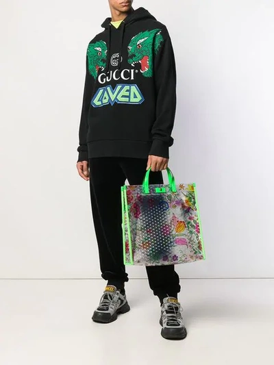 Shop Gucci Flora Print Tote Bag In Green
