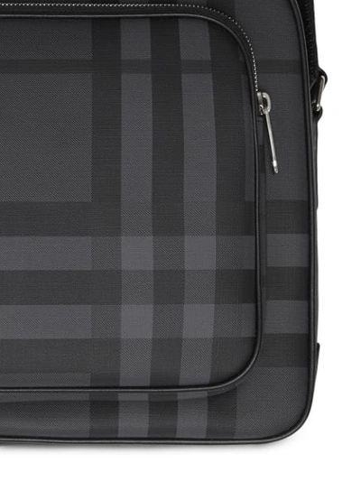 BURBERRY LONDON CHECK MESSENGER BAG - 黑色