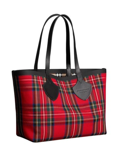 Shop Burberry The Medium Giant Reversible Tote In Vintage Check In Red