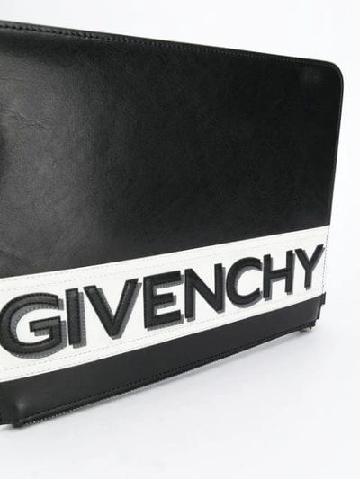 GIVENCHY LOGO STRIPE POUCH - 黑色