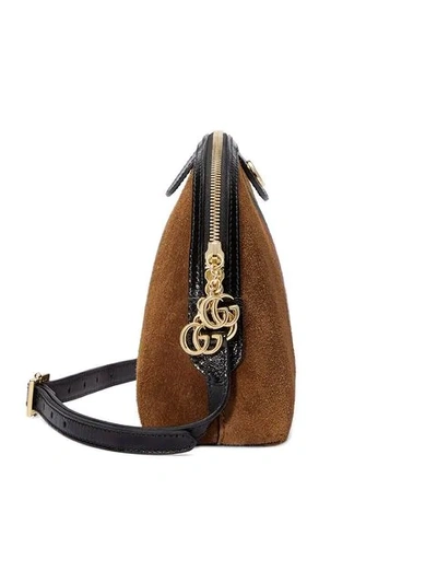 Shop Gucci Kleine 'ophidia' Schultertasche In Brown