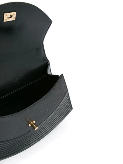 Shop Pre-owned Louis Vuitton Tilsit Shoulder Bag - Black
