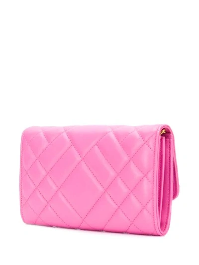 Shop Versace Gesteppte Umhängetasche In Pink