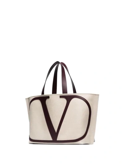 Shop Valentino Garavani Strandtasche Mit Vlogo In Neutrals