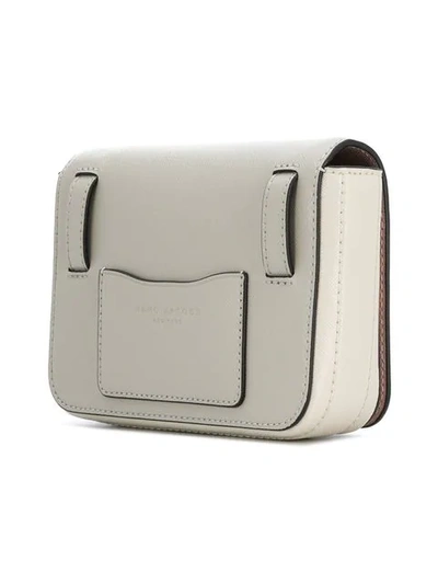 Marc Jacobs Hip Shot Logo Strap Bag In Grey