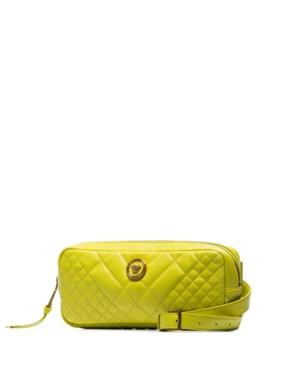 VERSACE YELLOW MEDUSA QUILTED LEATHER BELT BAG - 黄色