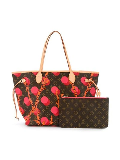 Shop Pre-owned Louis Vuitton Neverfull Mm Shoulder Bag - Brown
