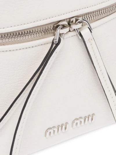 Shop Miu Miu Handtasche Mit Logo In White