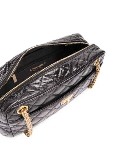 Pre-owned Chanel Chains Shoulder Bag In Black