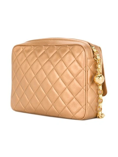 Pre-owned Chanel 1991-1994 Quilted Chain Shoulder Bag In Gold