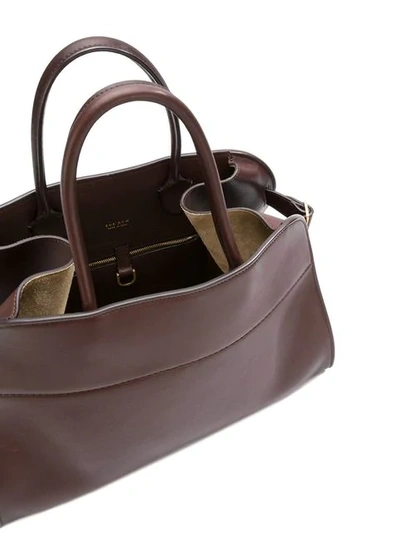 Shop The Row Tasche Tote Bag In Brown