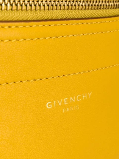 GIVENCHY LOGO EMBOSSED BELT BAG - 黄色