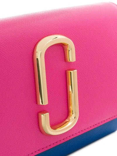 Shop Marc Jacobs Snapshot Chain Wallet In Pink