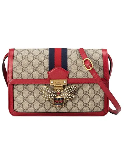 Shop Gucci Queen Margaret Gg Supreme Medium Shoulder Bag In 8540 Beige