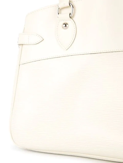 Pre-owned Louis Vuitton  Epi Passy Pm Tote In White