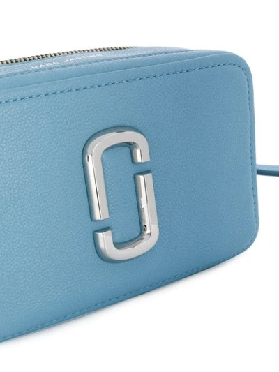 Shop Marc Jacobs The Softshot 21 Cross-body Bag In Blue