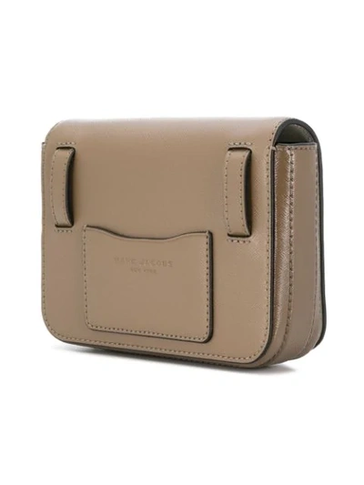 Marc Jacobs Hip Shot Logo Strap Bag In Brown