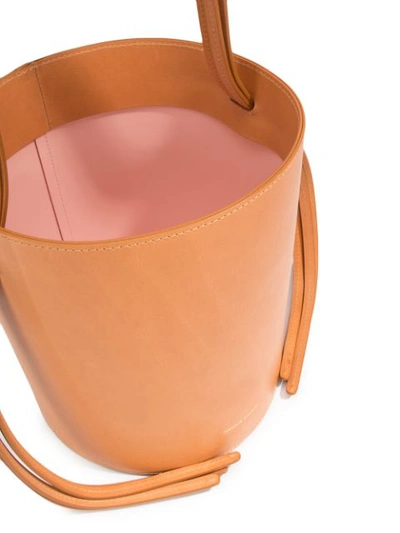Shop Mansur Gavriel Zylinderförmige Handtasche - Braun In Brown