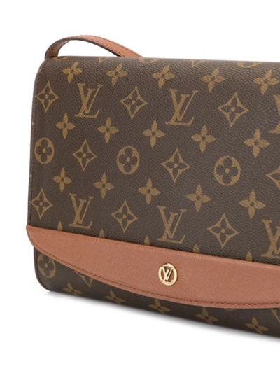 Shop Pre-owned Louis Vuitton Gm Monogram Crossbody Bag - Brown