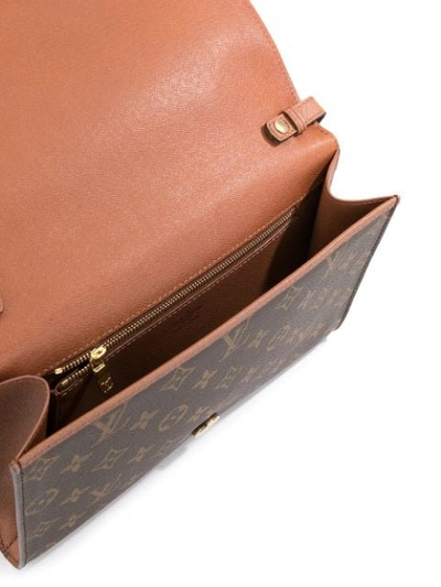 Shop Pre-owned Louis Vuitton Gm Monogram Crossbody Bag - Brown