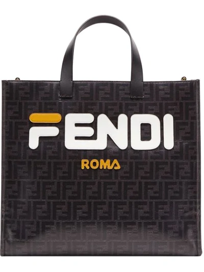 Shop Fendi Mania Shopping S Bag In F0cfm-black+white+soft Gol