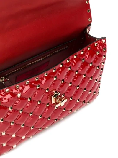 Shop Valentino Garavani 'rockstud' Schultertasche In Red
