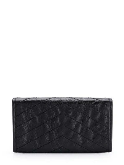 SAINT LAURENT NIKI CRINKLED MONOGRAM PLAQUE PURSE - 黑色