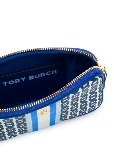 Shop Tory Burch 'gemini' Kosmetiktasche Mit Ketten-print In Blue