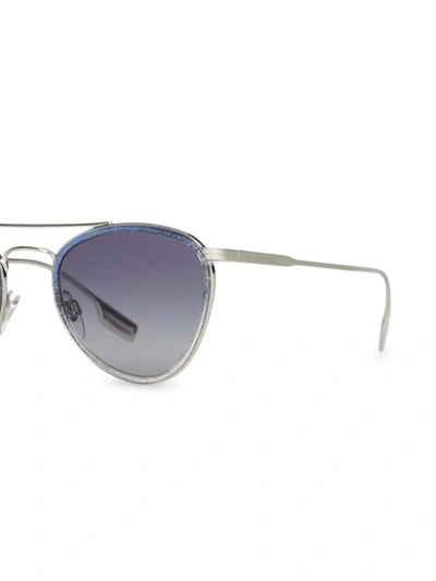 Shop Burberry Pilotenbrille Im Glitter-look In Blue