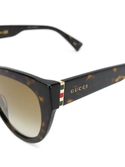 GUCCI EYEWEAR 超大款猫眼框太阳眼镜 - 棕色