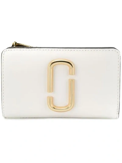 Shop Marc Jacobs Snapshot Compact Wallet - White