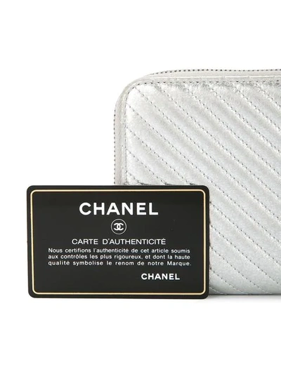 Pre-owned Chanel 2016-2017 V Stitch Cc Zip Around Wallet In Metallic