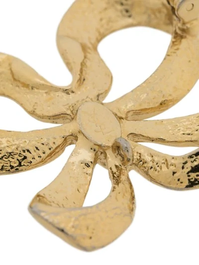 Pre-owned Saint Laurent 1980s Bow Brooch In Gold