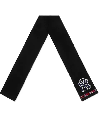 Shop Gucci Ny Yankees™ Patch Scarf In Black