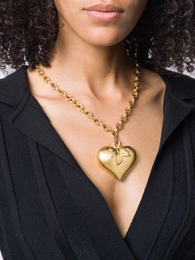 Pre-owned Givenchy Heart Pendant Necklace In Gold