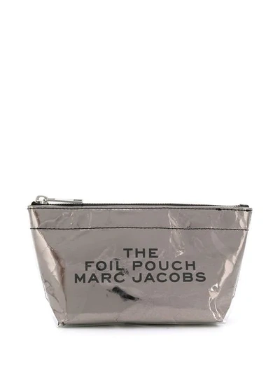 MARC JACOBS FOIL TRAVEL POUCH - 银色