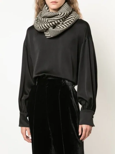 Voz Chevron Scarf In Black