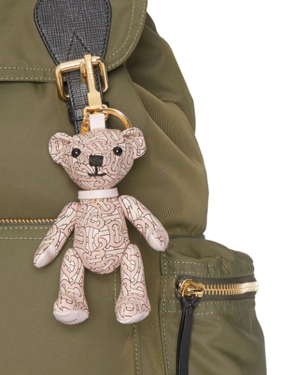 BURBERRY THOMAS小熊吊饰花押字印花真皮钥匙扣 - 粉色