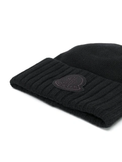 Shop Moncler Gerippte Beanie Mit Logo In Black