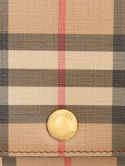 BURBERRY 经典格纹可拆卸肩带钱包 - 棕色
