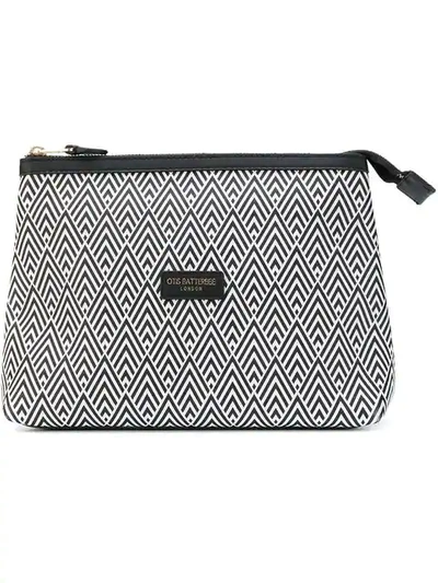 Shop Otis Batterbee Redington Wash Bag In Black